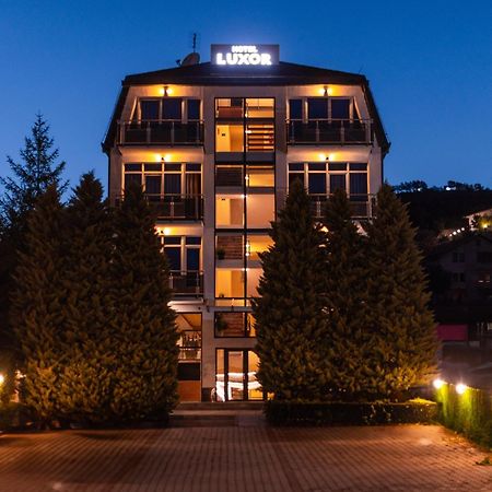 Hotel Luxor Prishtinë Exterior photo