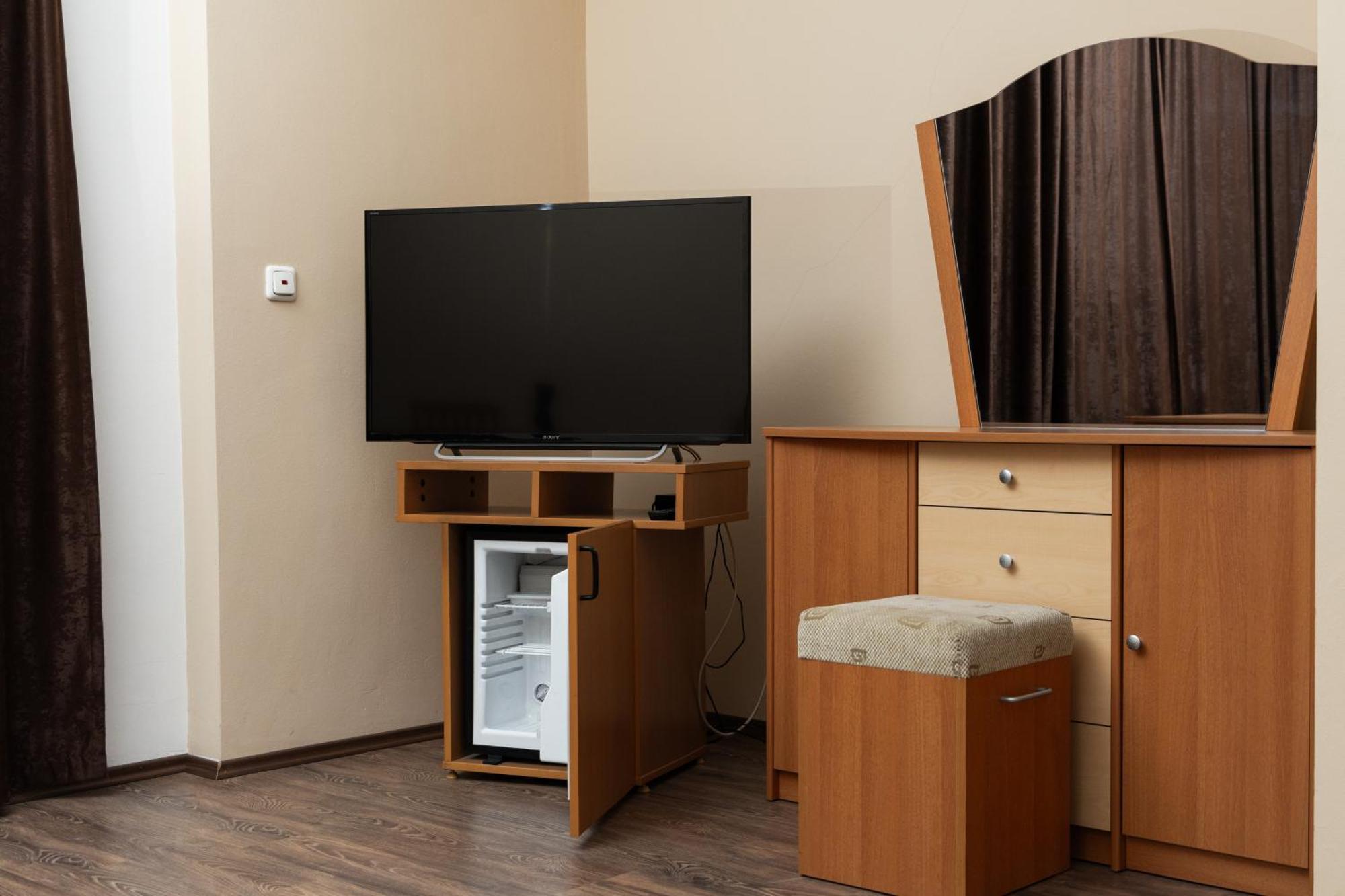 Hotel Luxor Prishtinë Room photo